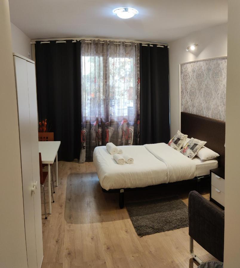 Guest House Barcelona Bruc Esterno foto
