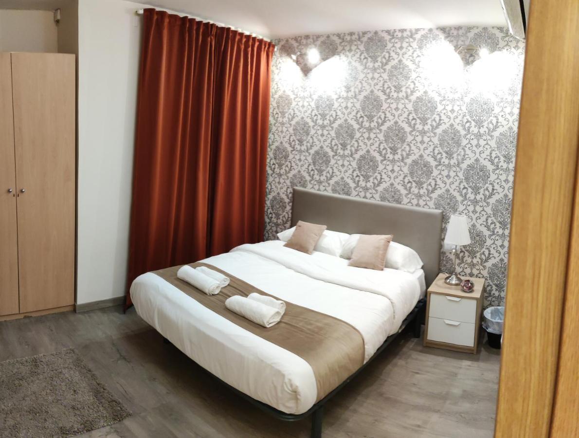 Guest House Barcelona Bruc Esterno foto